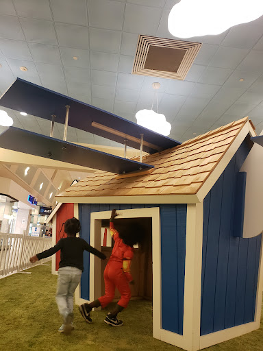 Shopping Mall «The Maine Mall», reviews and photos, 364 Maine Mall Rd, South Portland, ME 04106, USA