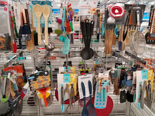 Clothing Store «Ross Dress for Less», reviews and photos, 514 S Illinois Rte 59, Naperville, IL 60540, USA