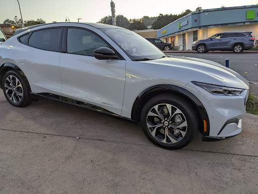 Ford Dealer «Serramonte Ford», reviews and photos, 999 Serramonte Blvd, Colma, CA 94014, USA