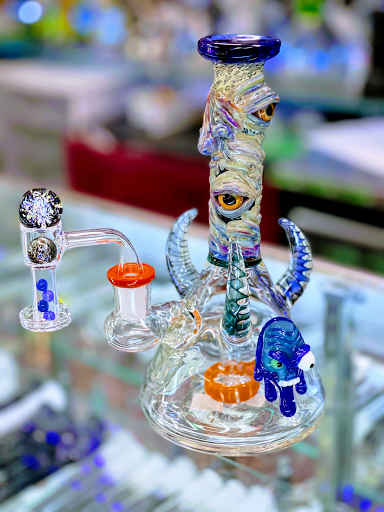 Tobacco Shop «Godzilla Smoke Shop», reviews and photos, 40900 Fremont Blvd, Fremont, CA 94538, USA