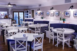 Restaurant Ema Del Mar image