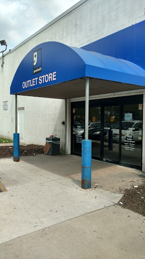 Outlet Store «Goodwill Outlet Store», reviews and photos, 2901 State St, Hamden, CT 06517, USA