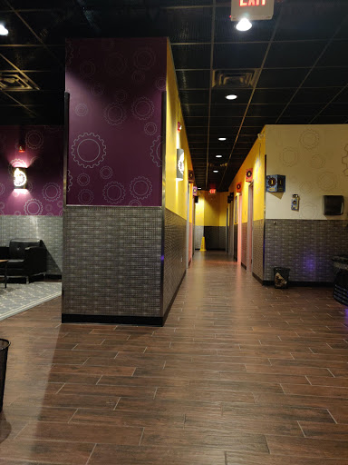 Gym «Planet Fitness», reviews and photos, 13151 W 10 Mile Rd, Oak Park, MI 48237, USA