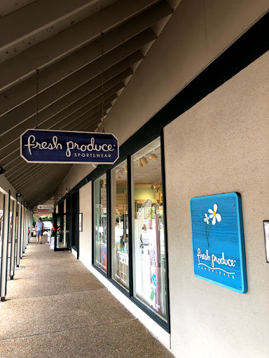 Shopping Mall «Coligny Plaza Shopping Center», reviews and photos, 1 N Forest Beach Dr, Hilton Head Island, SC 29928, USA