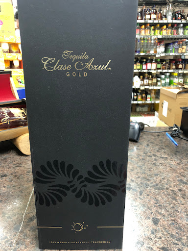 Liquor Store «Sherwood Liquor Store», reviews and photos, 1998 Spruce St, Trenton, NJ 08638, USA