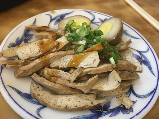 曹家牛肉麵（啟民店） 的照片