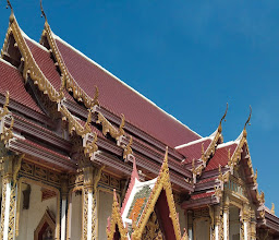 Wat Si Maha Racha photo