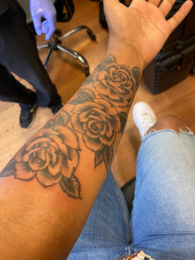 Tattoo Shop «Tattoo Paradise», reviews and photos, 2518 University Blvd W, Wheaton, MD 20902, USA