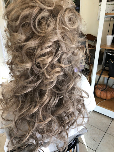 Beauty Salon «Hollywood Beauty Salon & Supplies», reviews and photos, 528 W Chapman Ave, Orange, CA 92868, USA