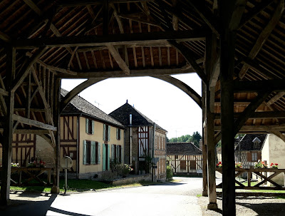 Halle de Lesmont à Lesmont