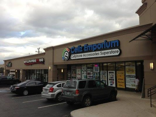 Cell Phone Store «Cellz Emporium Cell Phone Repair & Accessories Superstore», reviews and photos, 7338 San Pedro Ave, San Antonio, TX 78216, USA