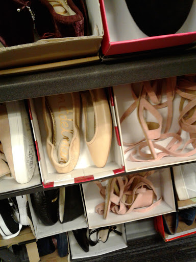 Department Store «Nordstrom Rack at Colonies Crossroads», reviews and photos, 1301 E 19th St, Upland, CA 91784, USA