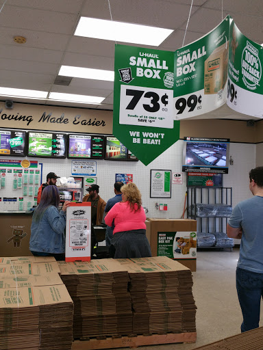 Truck Rental Agency «U-Haul Moving & Storage of Gresham», reviews and photos, 704 NE Hogan Dr, Gresham, OR 97030, USA