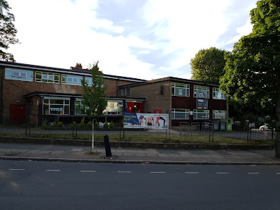 YMCA Harringay Club 50 Tottenham Ln, London N8 7EE, United Kingdom