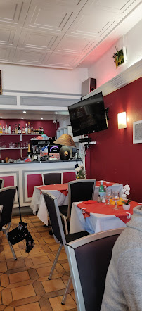 Atmosphère du Restaurant LE MIRAMAR à Saintes-Maries-de-la-Mer - n°8