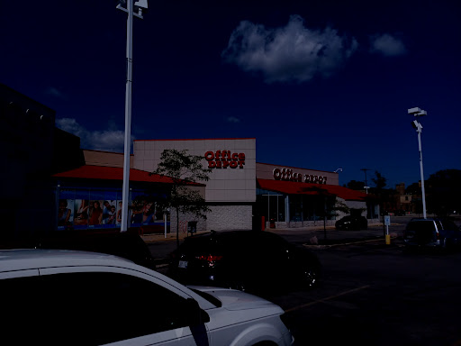 Office Supply Store «Office Depot», reviews and photos, 362 E Capitol Dr, Milwaukee, WI 53212, USA
