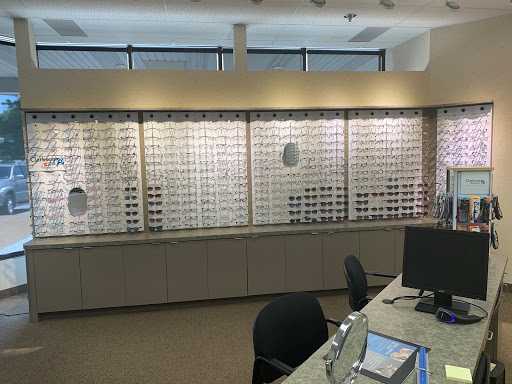 Eye Care Center «Clarkson Eyecare», reviews and photos, 12681 Dorsett Rd, Maryland Heights, MO 63043, USA