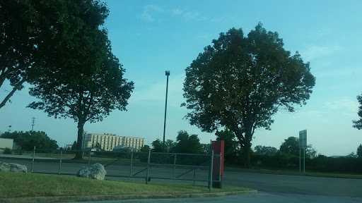 Bowling Alley «Executive Strike & Spare Family Fun Center», reviews and photos, 911 Phillips Ln, Louisville, KY 40209, USA