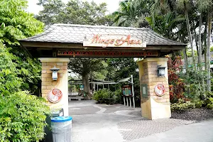 Wings of Asia Aviary image