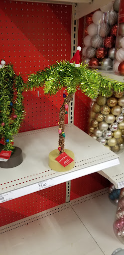 Department Store «Target», reviews and photos, 13301 Gateway Center Dr, Gainesville, VA 20155, USA