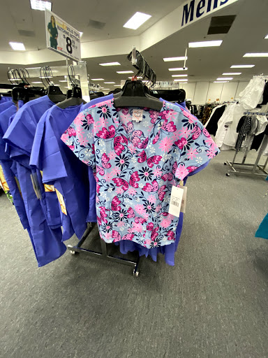 Uniform Store «Scrub Pro Uniforms & Gallo Clothing», reviews and photos, 78 Mountain Rd, Glen Burnie, MD 21060, USA