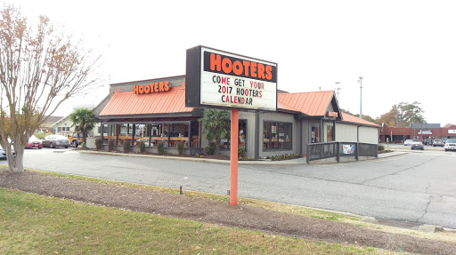 Hooters of Virginia Beach