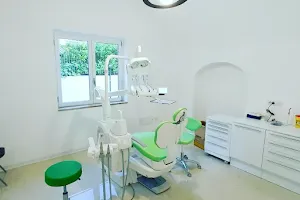 Studio dentistico ortodontico Dott. Vincenzo Lodato image