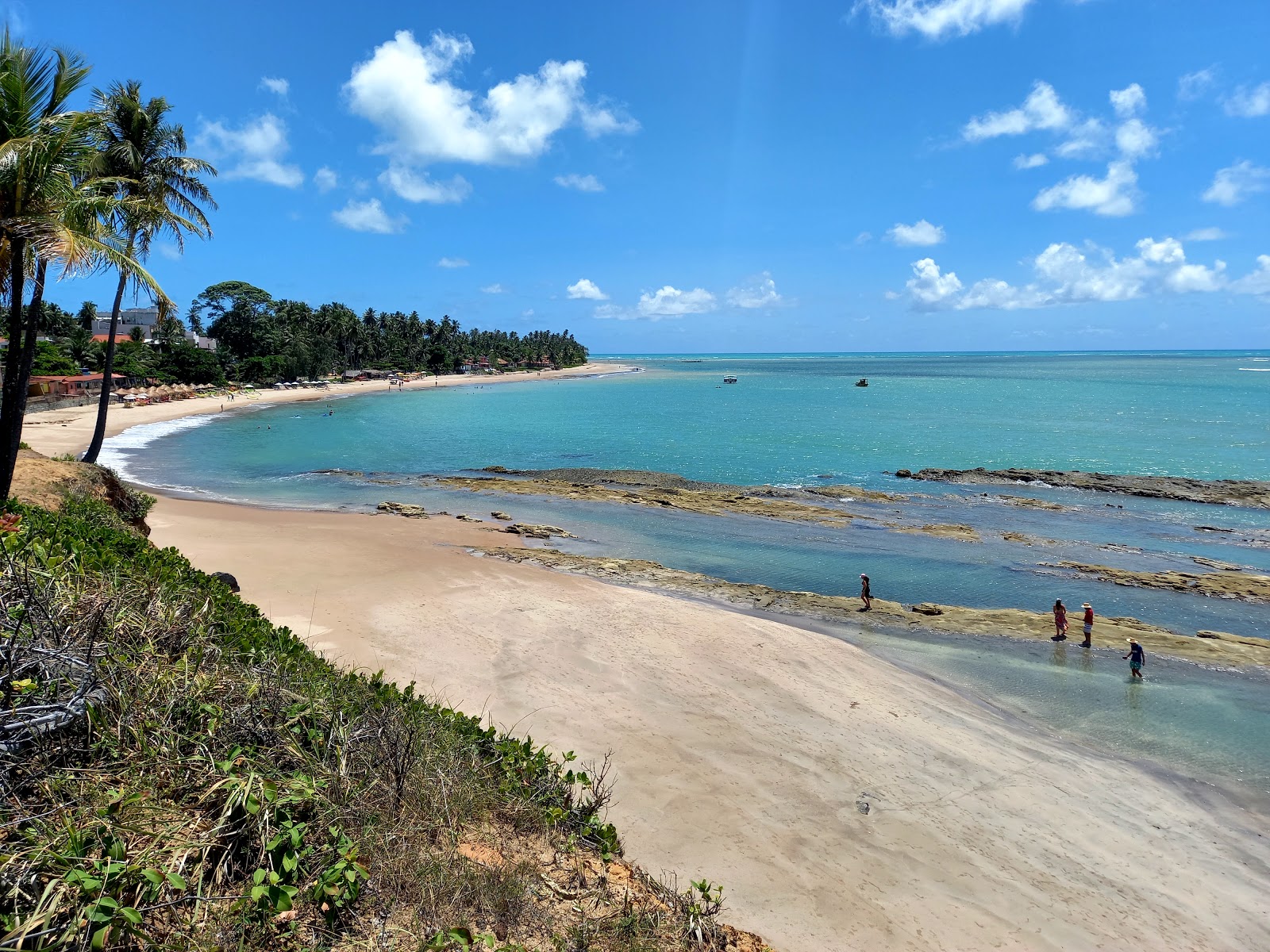 Foto de Praia Barreira do Boqueirao com areia brilhante superfície