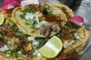 Tacos Los Chinos image
