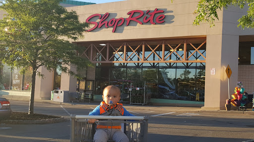 Shopping Mall «Essex Green Shopping Center», reviews and photos, 495 Prospect Ave, West Orange, NJ 07052, USA