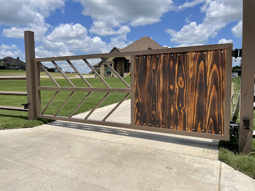 City Fence & Gates - Custom Gates and Fences in North Texas