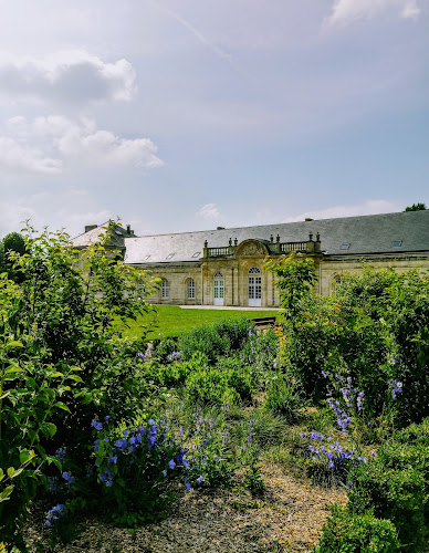 Jardin des communs du château à Liancourt