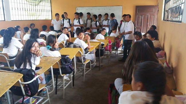 Colegio Técnico "12 De Febrero" - Guayaquil