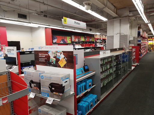 Office Supply Store «Staples», reviews and photos, 91-30 Van Wyck Expy, Jamaica, NY 11418, USA
