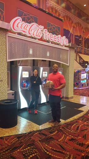 Movie Theater «Edwards Irvine Spectrum 21 IMAX & RPX», reviews and photos, 500 Spectrum Center Dr, Irvine, CA 92618, USA