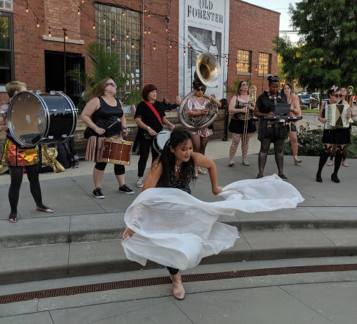 Bar «Crown Liquors», reviews and photos, 2821 N Milwaukee Ave, Chicago, IL 60618, USA