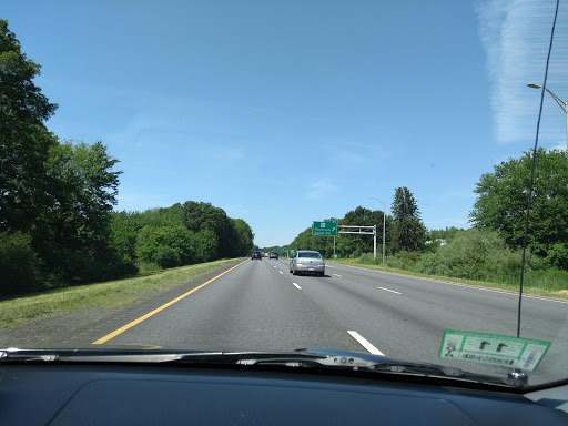 Car Dealer «Bill DeLuca Chevrolet Buick GMC», reviews and photos, 112-116 Bank Rd, Haverhill, MA 01832, USA