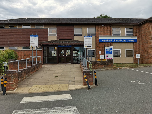Reviews of Highfield Clinical Care Centre in Northampton - Physical therapist