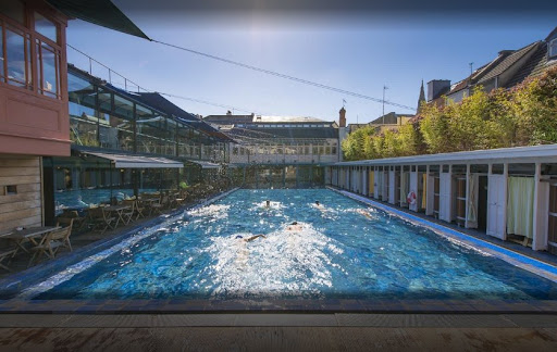 Private pools Bristol