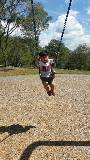 Memorial Park «Captain Stephen Olney Memorial Park», reviews and photos, Smithfield Rd, North Providence, RI 02904, USA