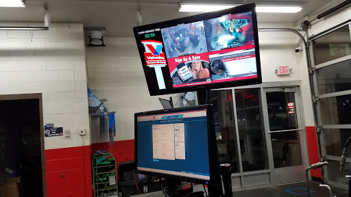 Oil Change Service «Valvoline Instant Oil Change», reviews and photos, 13651 Northdale Blvd, Rogers, MN 55374, USA