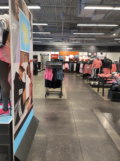 Sporting Goods Store «Nike Factory Store», reviews and photos, 15609 FL-535, Orlando, FL 32821, USA