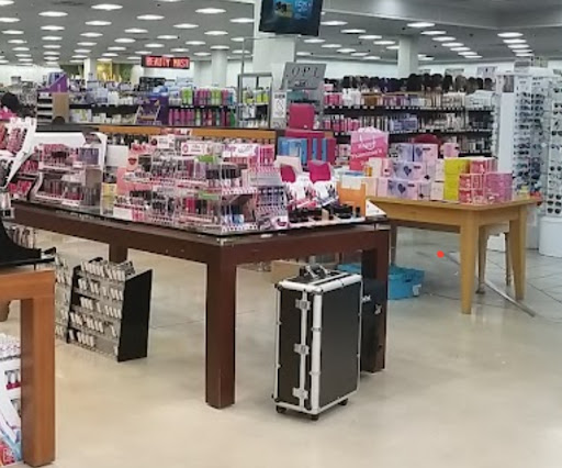 Beauty Supply Store «Beauty Master Marketplace (Camp Creek)», reviews and photos, 3685 Marketplace Blvd, Atlanta, GA 30344, USA