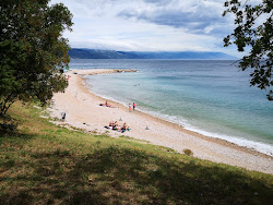 Zagori beach'in fotoğrafı - rahatlamayı sevenler arasında popüler bir yer