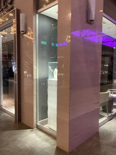 Jewelry Store «Zales - The Diamond Store», reviews and photos, 172 Easton Station, Columbus, OH 43219, USA