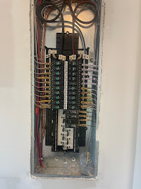 Roberts Electric - Photo 4 - Car repair in , Oakland