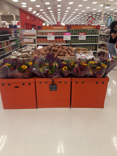 Shopping Mall «Richardson Square», reviews and photos, 501 S Plano Rd, Richardson, TX 75081, USA