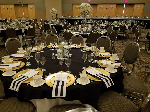 Shopping Mall «Vallco Shopping Mall», reviews and photos, 10123 N Wolfe Rd, Cupertino, CA 95014, USA