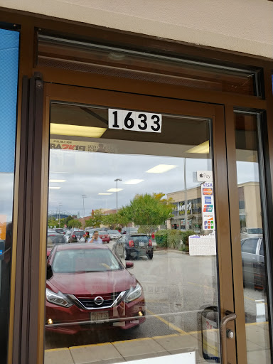 Video Game Store «GameStop», reviews and photos, 1633 Miller Park Way, West Milwaukee, WI 53214, USA