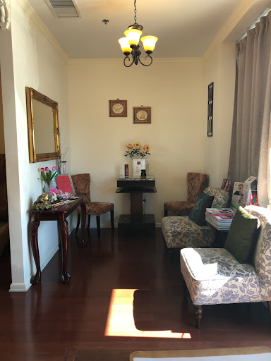 Beauty Salon «Jolie Beauty Spa & Nails», reviews and photos, 30 E Crossville Rd #170, Roswell, GA 30075, USA